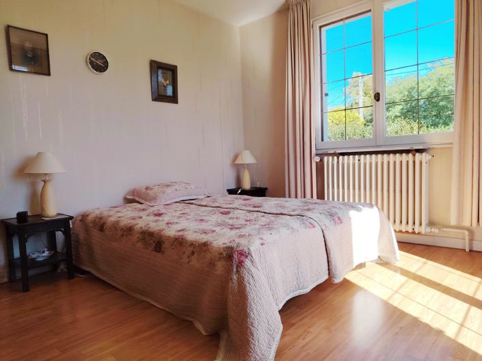Image No.23-2 Bed House for sale