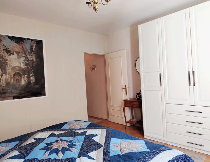 Image No.30-2 Bed House for sale