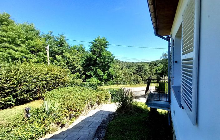 Image No.6-2 Bed House for sale