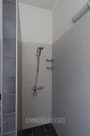 Image No.20-8 Bed House for sale