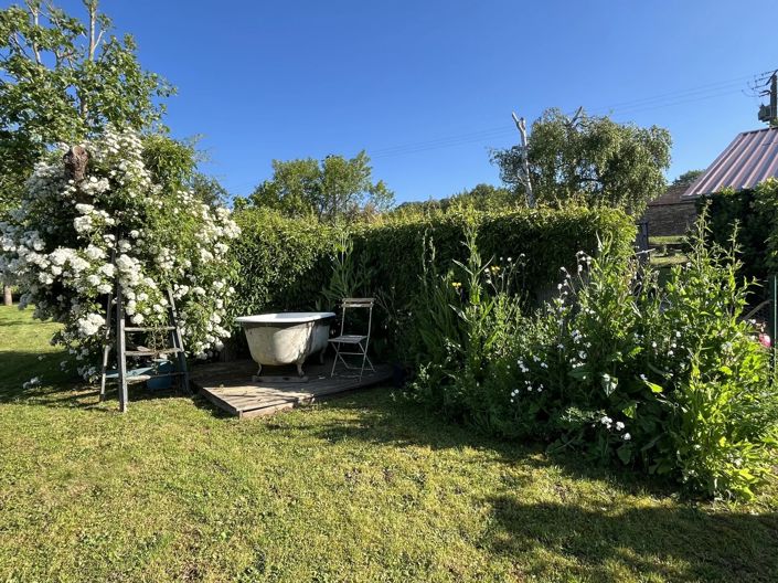 Image No.8-3 Bed House for sale