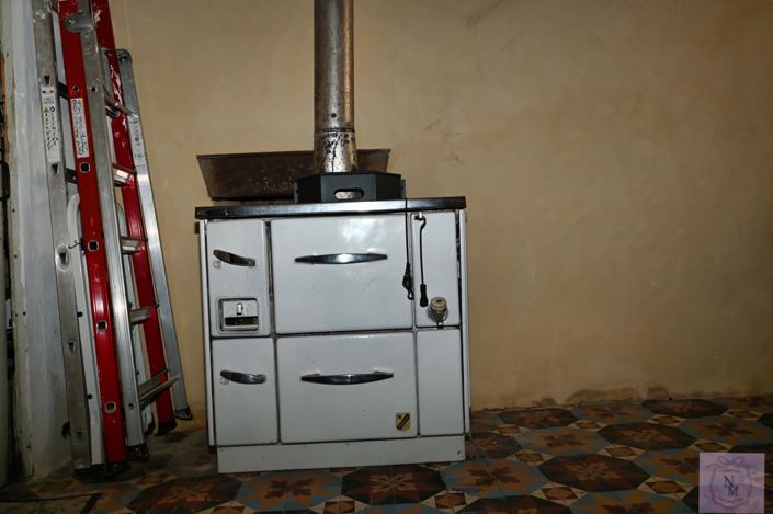 Image No.20-4 Bed House for sale