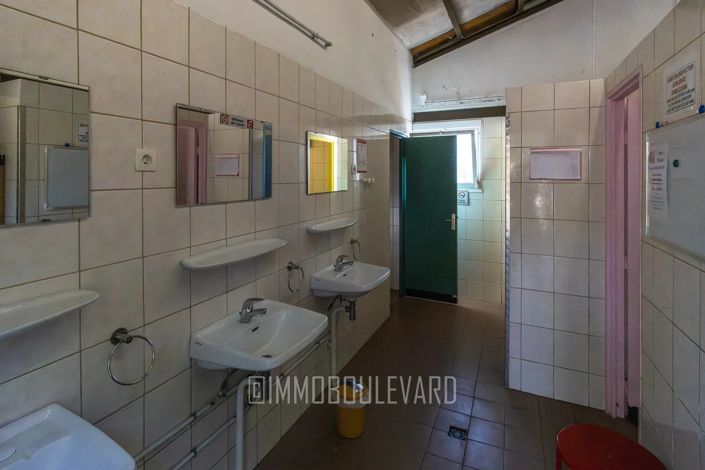 Image No.16-Comercial con 3 dormitorios en venta