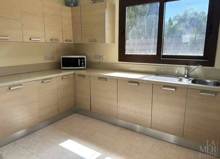 Image No.6-3 Bed Villa for sale