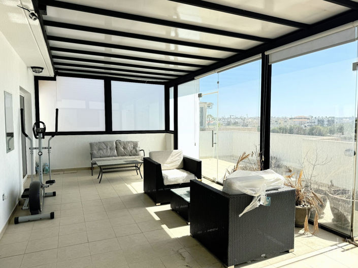 Image No.17-2 Bed Apartment for sale