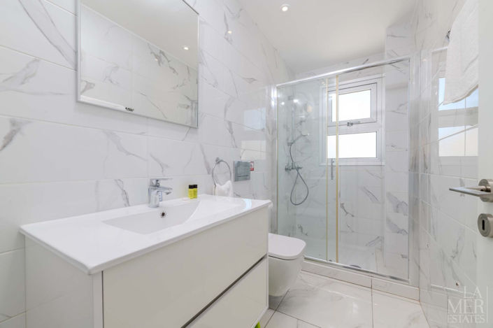 Image No.9-3 Bed Villa for sale