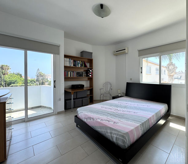 Image No.30-3 Bed Villa for sale