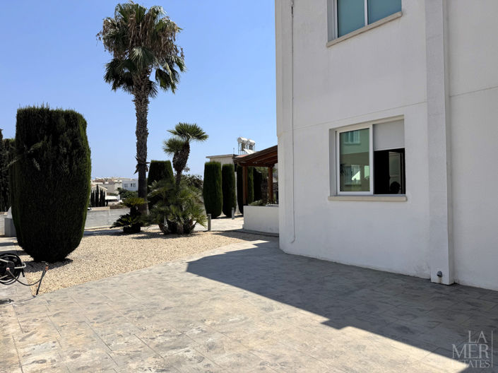 Image No.41-3 Bed Villa for sale