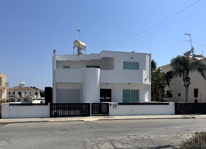 Image No.43-3 Bed Villa for sale