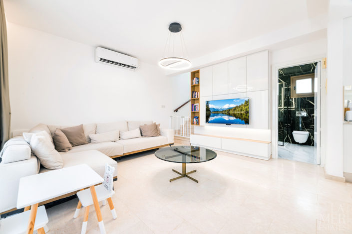 Image No.4-2 Bed Townhouse for sale