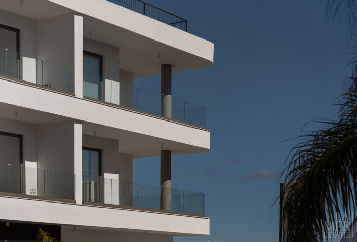 Image No.35-2 Bed Apartment for sale