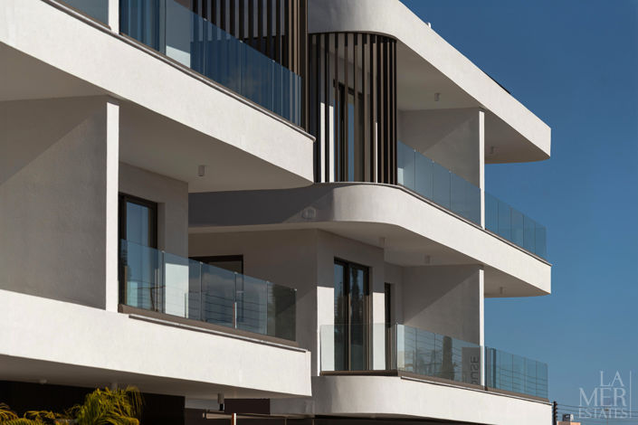 Image No.40-2 Bed Apartment for sale