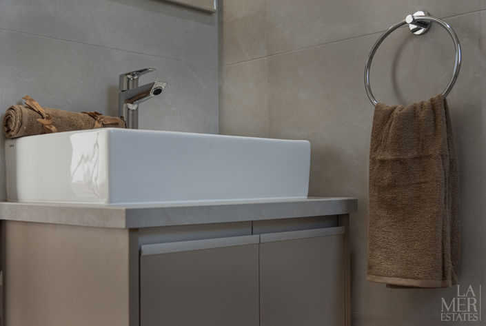 Image No.28-2 Bed Apartment for sale