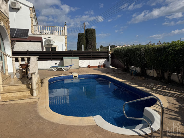 Image No.22-3 Bed Villa for sale