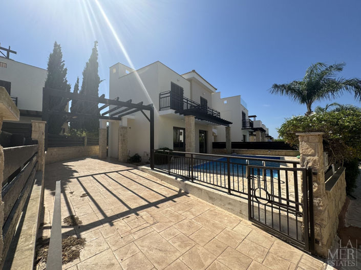 Image No.32-3 Bed Villa for sale