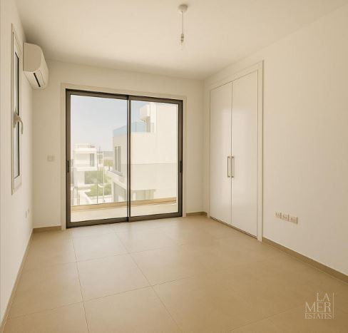 Image No.13-3 Bed Villa for sale
