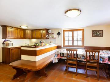 homes-real-estate-baceno-devero-villa-baita--cucina-1