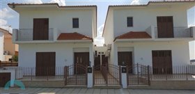 Image No.1-4 Bed House for sale