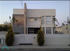 Image No.0-4 Bed House for sale