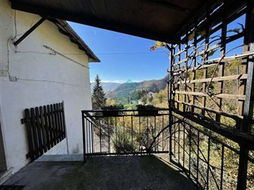 1 - Mongiardino Ligure, Property