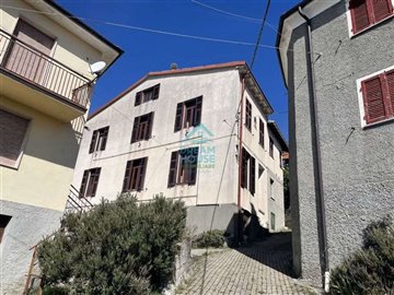 1 - Roccaforte Ligure, Property