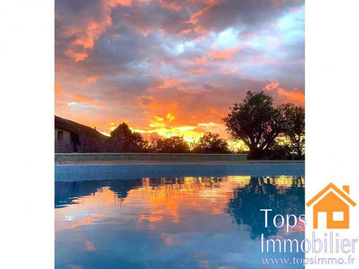 Image No.19-6 Bed Property for sale