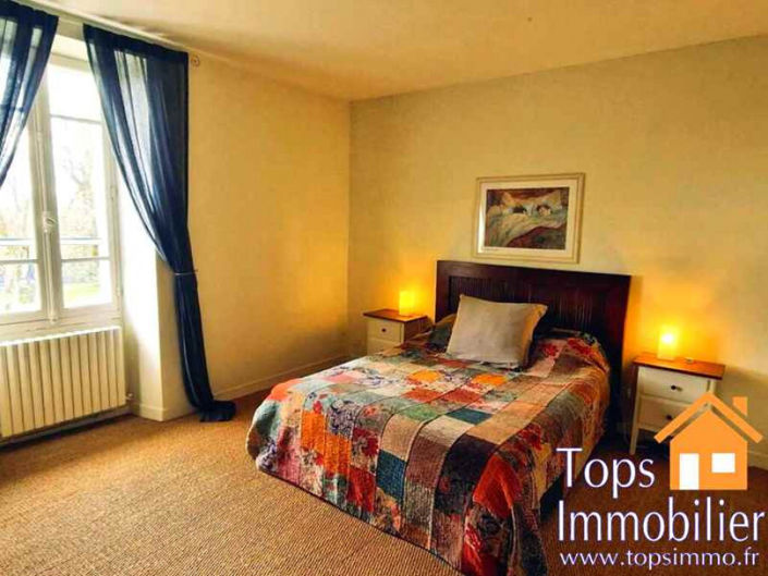 Image No.8-5 Bed Property for sale