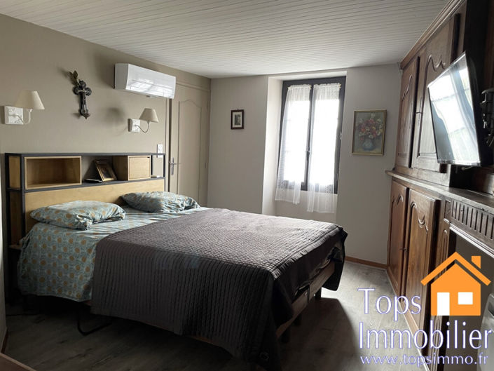 Image No.6-5 Bed House for sale