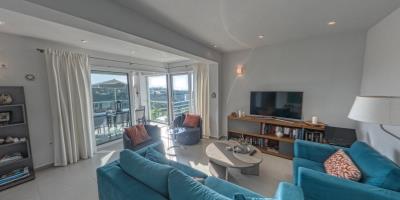 Living-room-4-min