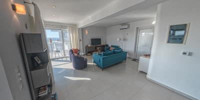 Living-room-5-min
