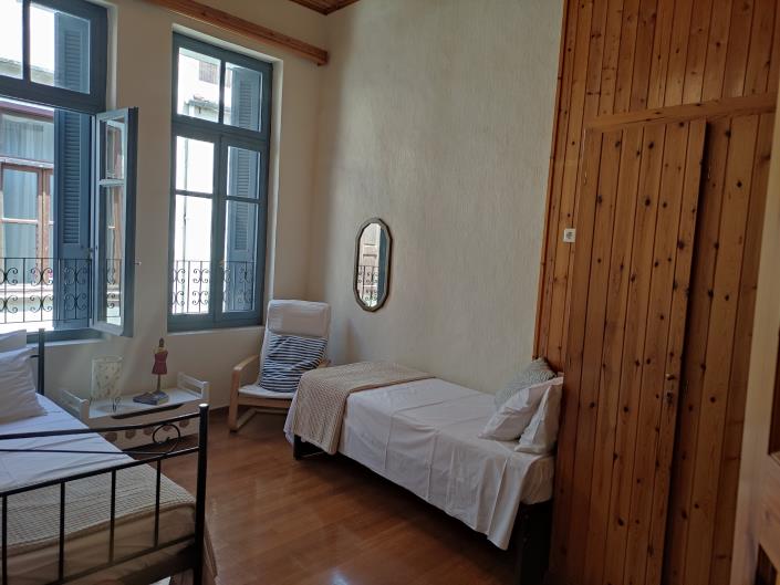 Image No.17-2 Bed Townhouse for sale