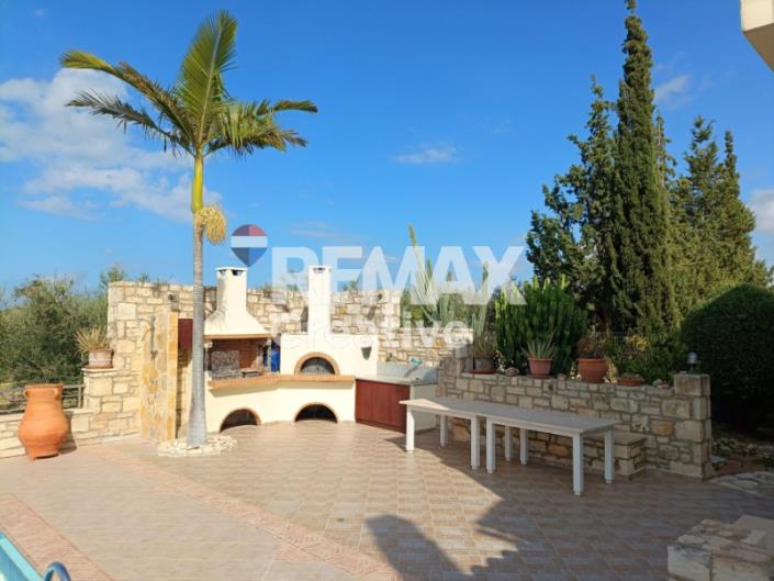 Image No.6-2 Bed House/Villa for sale