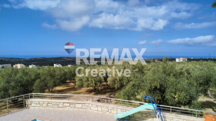Image No.9-2 Bed House/Villa for sale