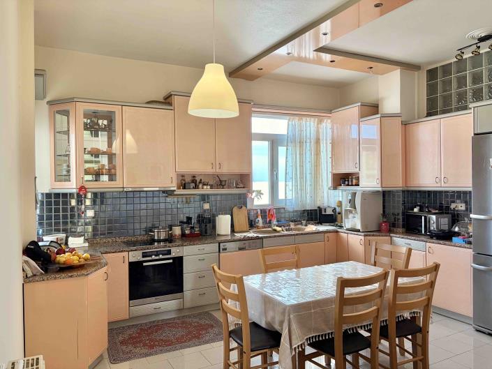 Image No.3-3 Bed Apartment for sale