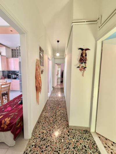 Image No.21-3 Bed Apartment for sale