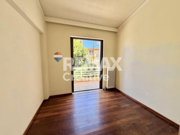 Image No.10-4 Bed Maisonette for sale