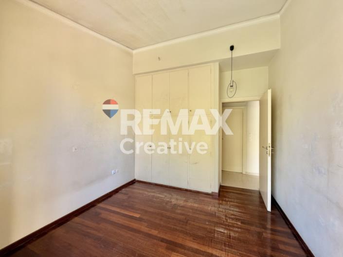 Image No.14-4 Bed Maisonette for sale