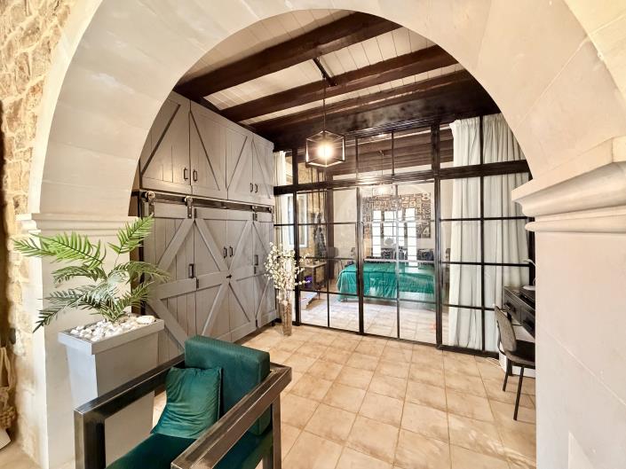 Image No.14-1 Bed House for sale