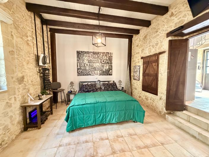 Image No.16-1 Bed House for sale