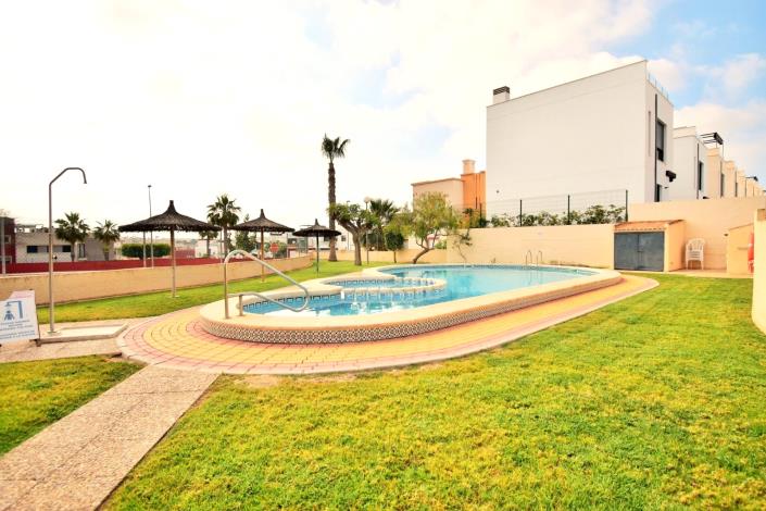 Image No.4-Maison de ville de 3 chambres à vendre à Villamartin