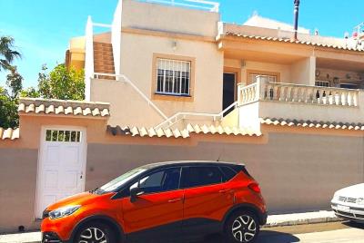 Jumelé de 3 chambres à vendre à Los Altos