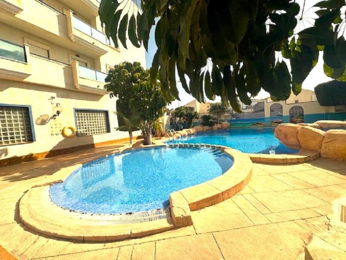 Image No.4-Appartement de 2 chambres à vendre à Cabo Roig