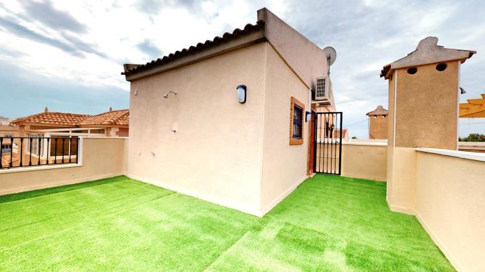 Image No.3-3 Bed Semi-Detached for sale