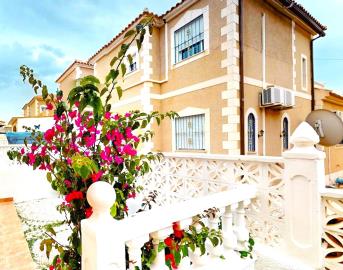 1 - Villamartin, Semi-Detached