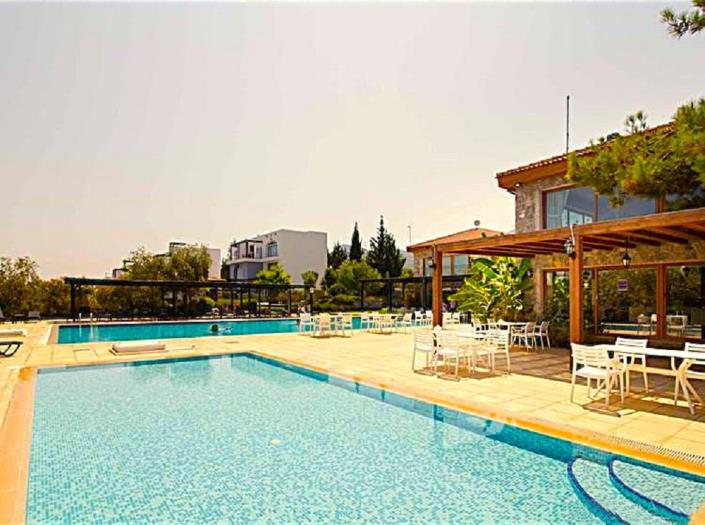 Image No.2-Maison de ville de 2 chambres à vendre à Nicosie