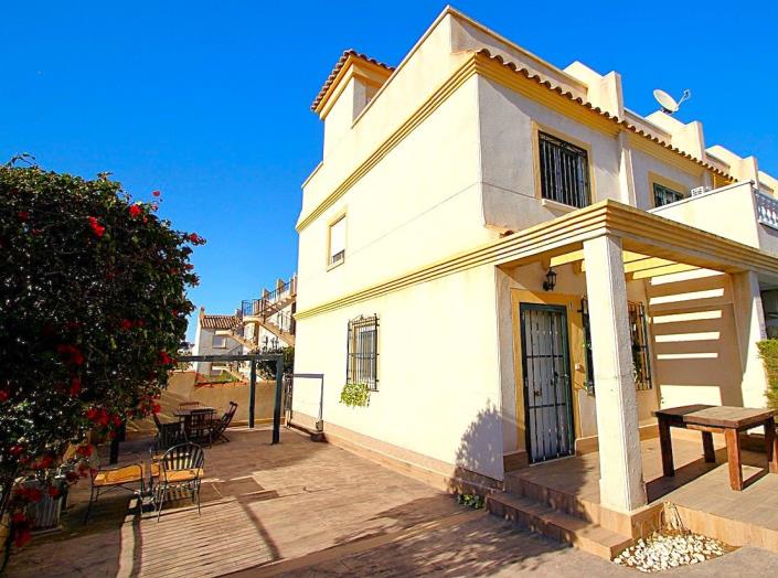 Image No.1-2 Bed Semi-Detached for sale