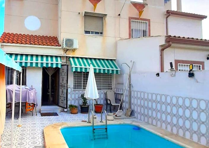 Image No.5-4 Bed Semi-Detached for sale