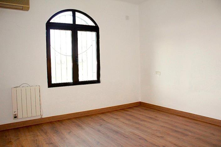 Image No.9-3 Bed Villa for sale