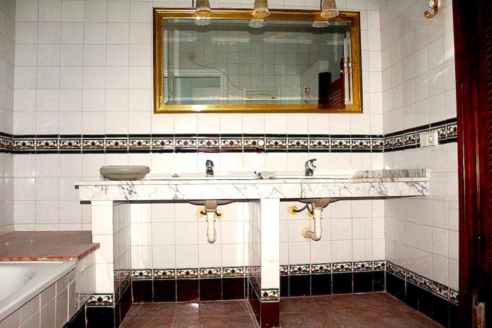 Image No.11-3 Bed Villa for sale