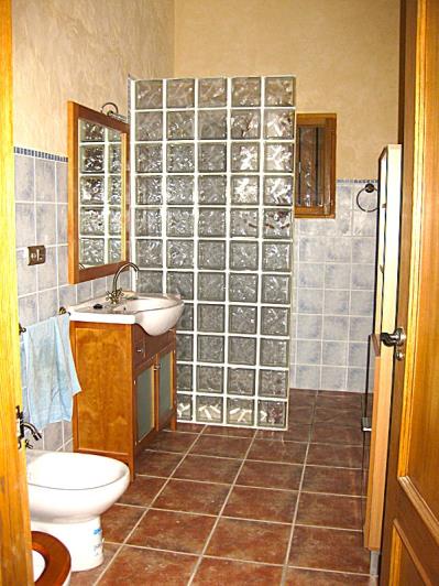 Image No.16-3 Bed Country Property for sale